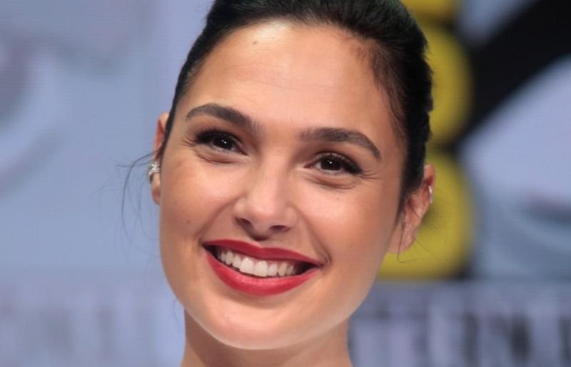Gal Gadot Net Worth in 2022 | Assets | Age | Height | Weight